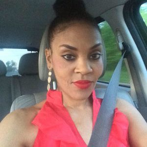 Meet your Posher, Zanira